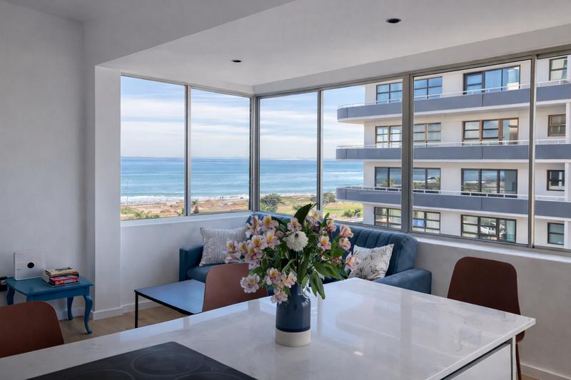 1 Bedroom Property for Sale in Sea Point Western Cape
